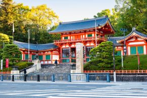 MOCOMOCO八坂神社祇園店